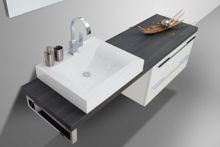 Design Badezimmer Set Weiß Hochglanz mit LED Lichtspiegel